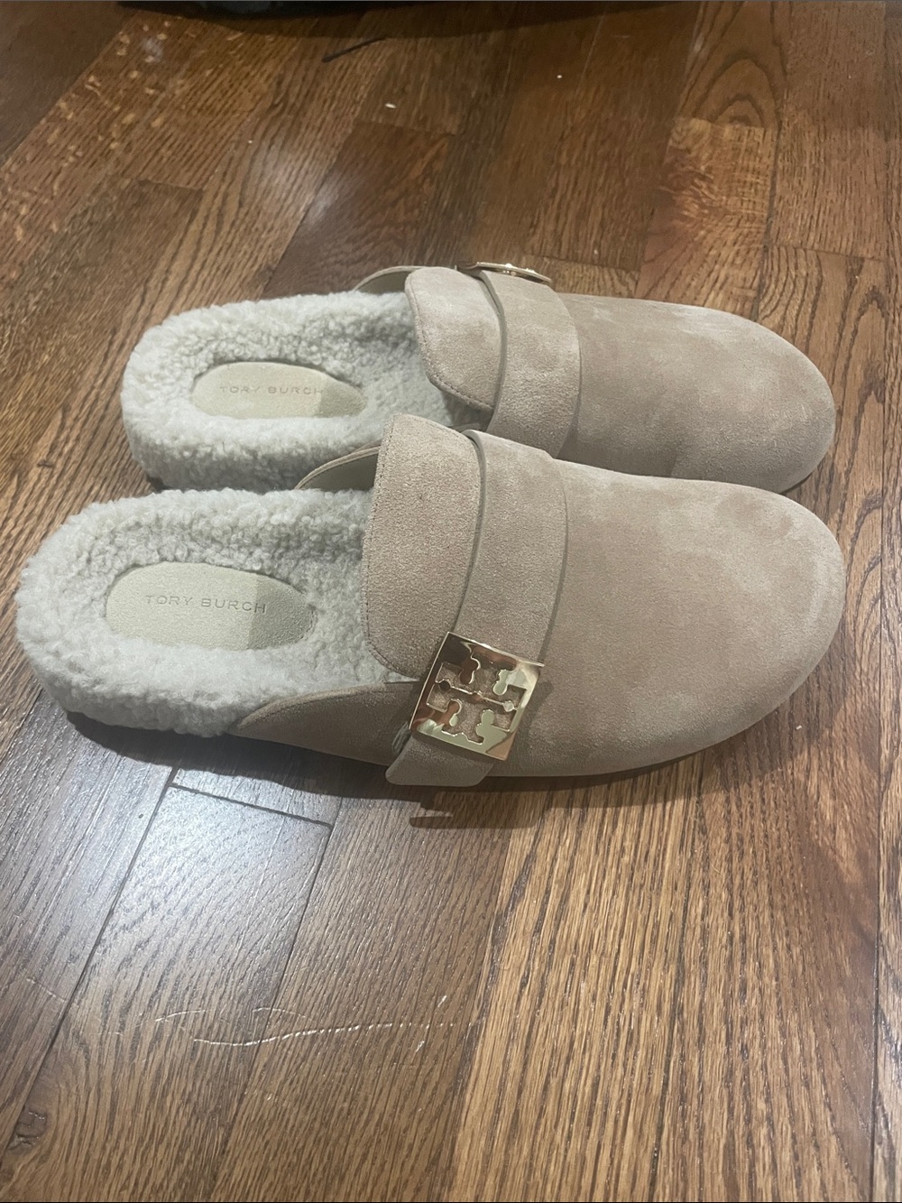 NIB Tory Burch shearling suede mule